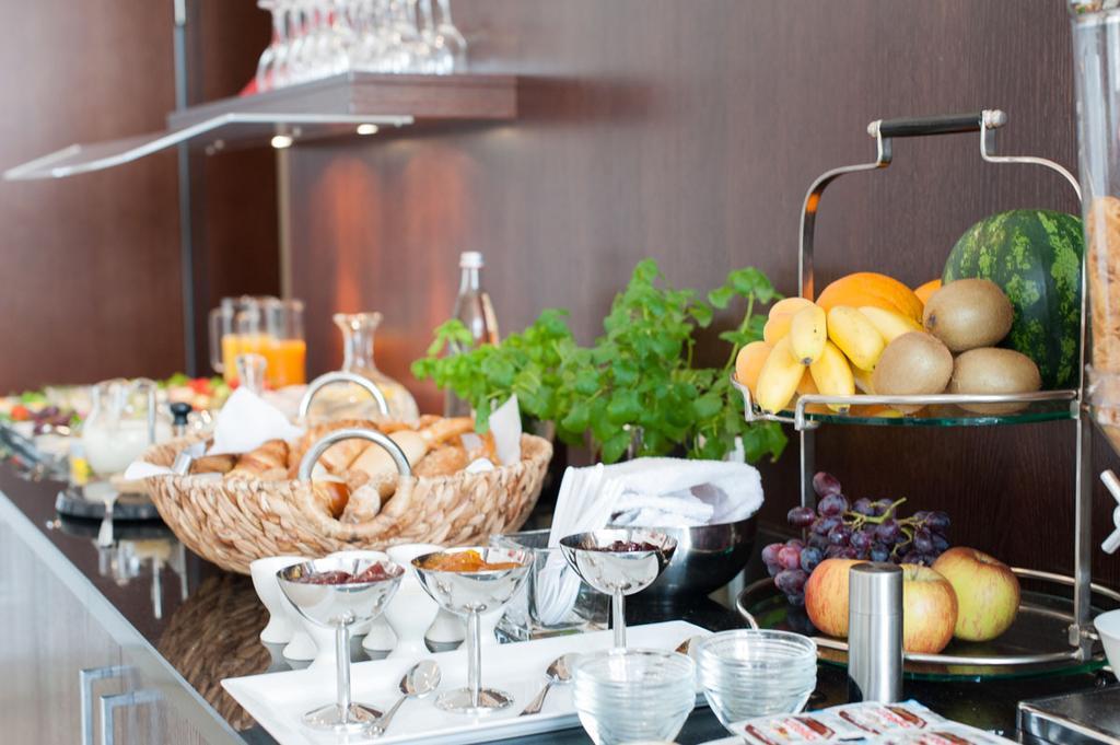 Hotel Am Burgmannshof Вунсторф Екстериор снимка